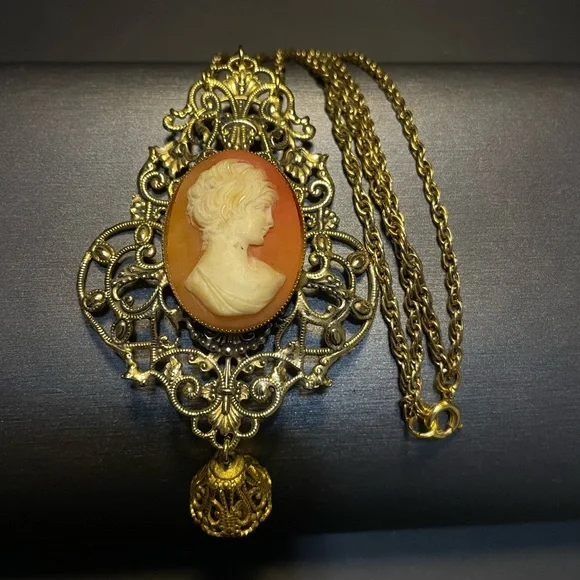 Large Vintage Filigree Cameo Pendant On Double 20” Chains Victorian Revival - Picture 7 of 7